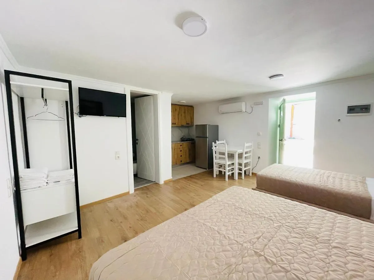 Appartamento Mpolanos Guesthouse Himare