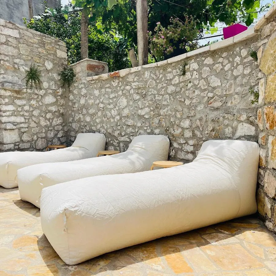 Appartamento Mpolanos Guesthouse Himare Albania